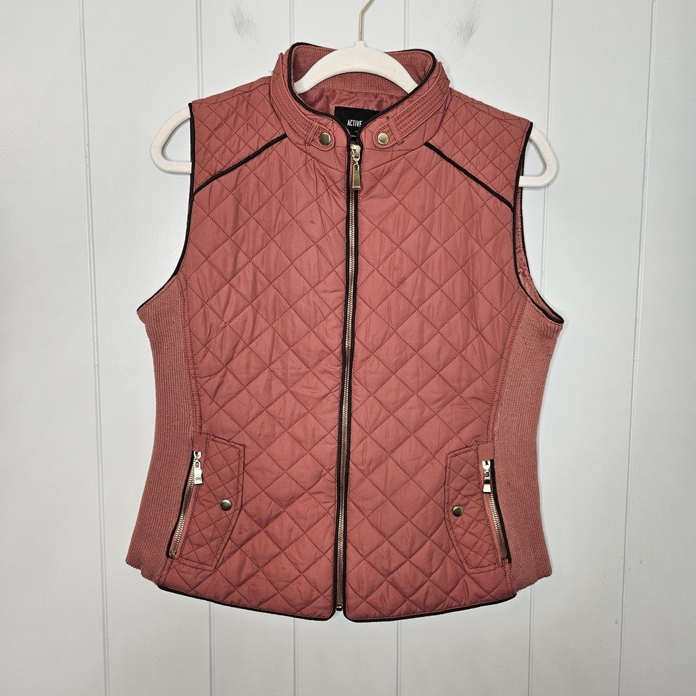 Active USA Quilted Vest Size‎ Large Has Pockets Womens Gold Zipper